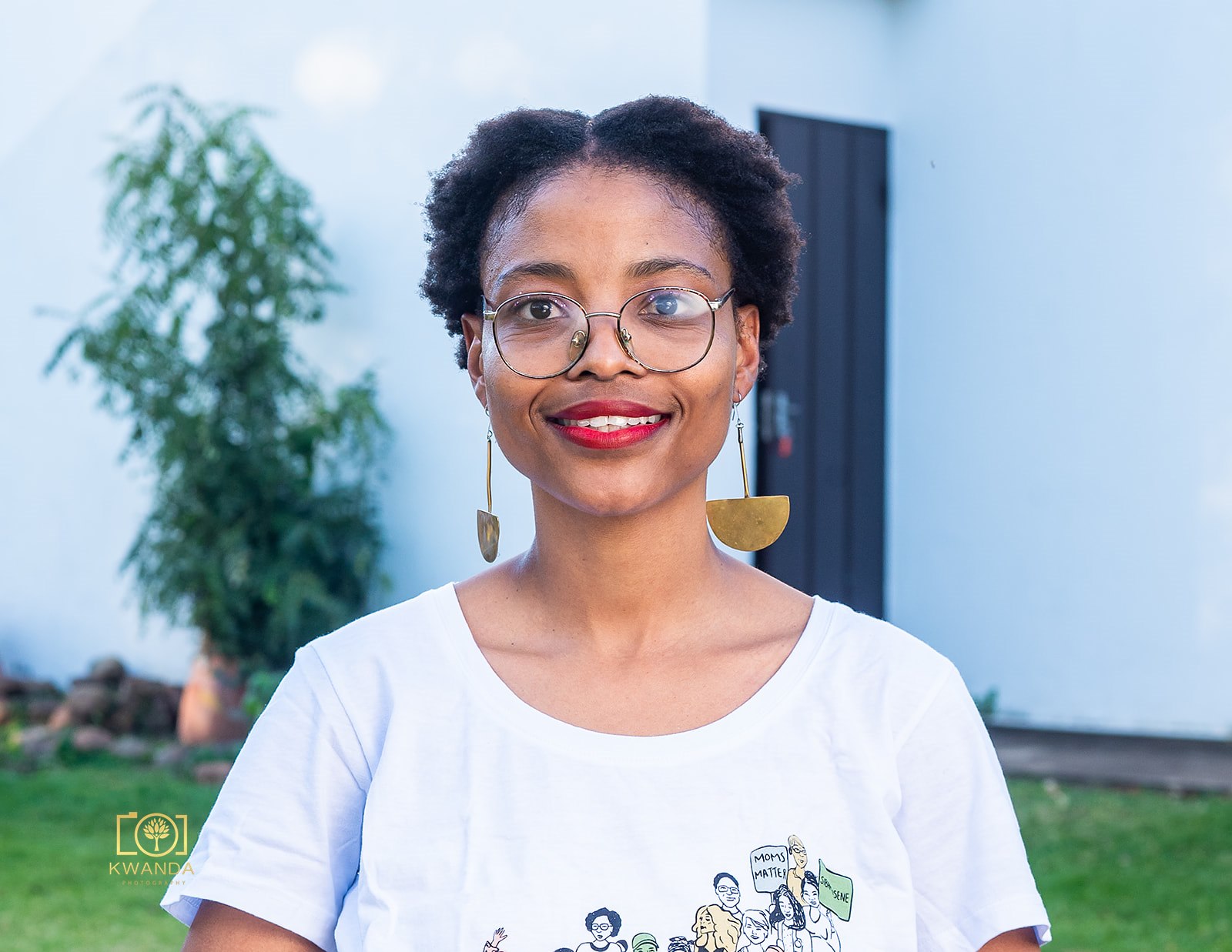 Embrace - Mamandla Fellows Potrait of Kebotlhale